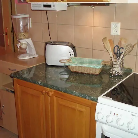 Smeralova Apartment Prague